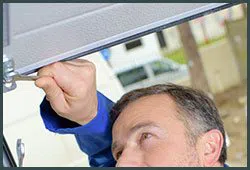 Two Guys Garage Door Service Falls Church, VA 571-349-8897 - sid-ser-inst-gr-43m